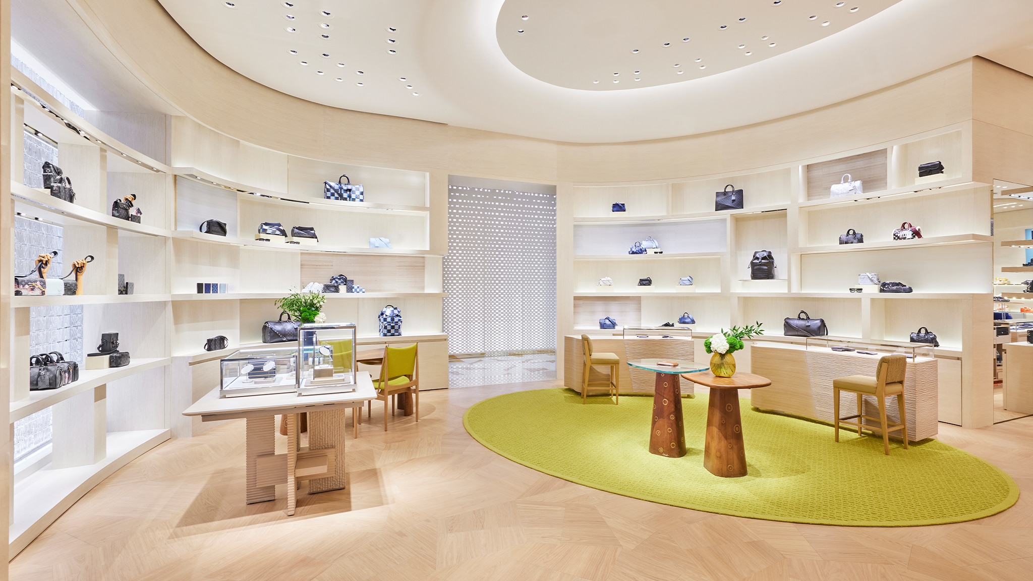 Louis Vuitton Dubai Mall Store in Dubai, United Arab Emirates LOUIS