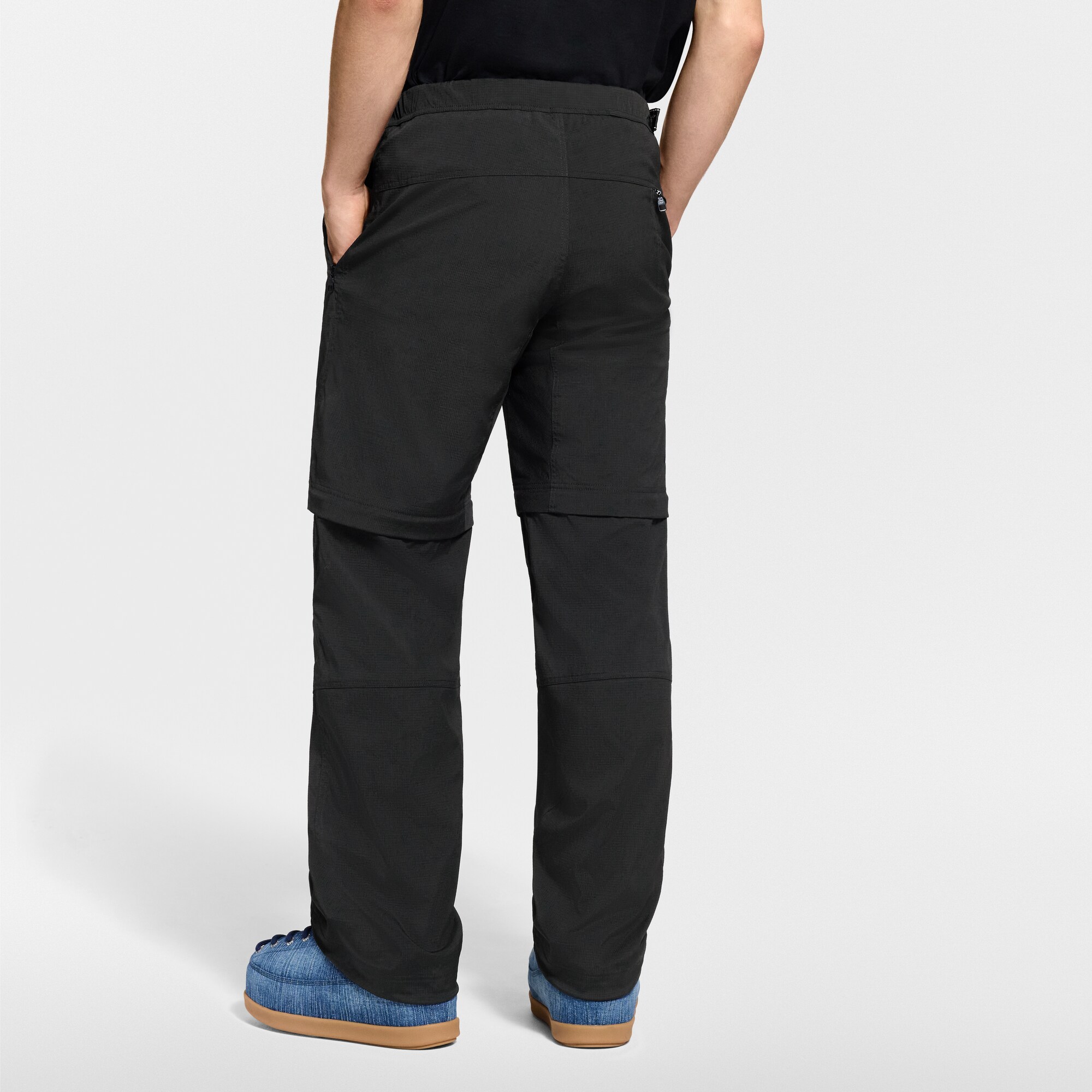 Men - 2-In-1 Convertible Technical Ripstop Trousers  Men Ready-to-Wear Trousers | LOUIS VUITTON (Product zoom)