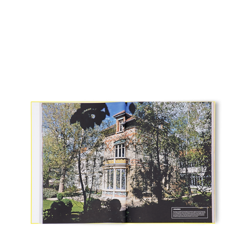 Trunks, Travel and Home - Almanach 1996 Trunks, Travel and Home Library Hard Cover Books | LOUIS VUITTON (Product zoom)