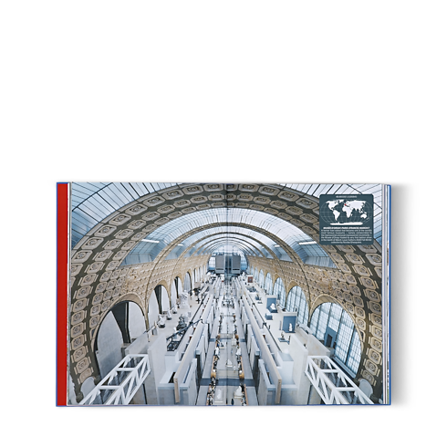 Trunks, Travel and Home - Almanach 2022 Trunks, Travel and Home Library Hard Cover Books | LOUIS VUITTON (Product zoom)