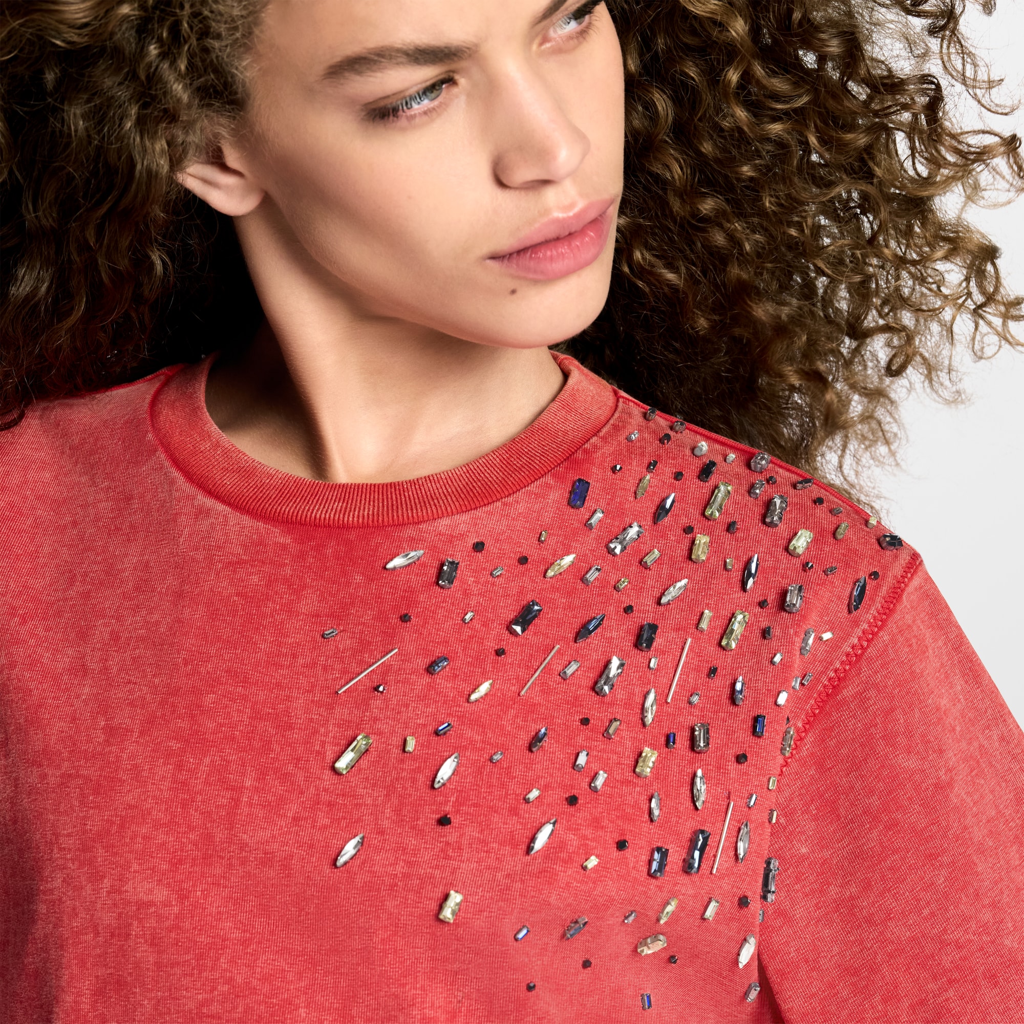Women - Bead Accent Curve Hem T-Shirt  Women Ready-to-Wear Tops | LOUIS VUITTON (Product zoom)