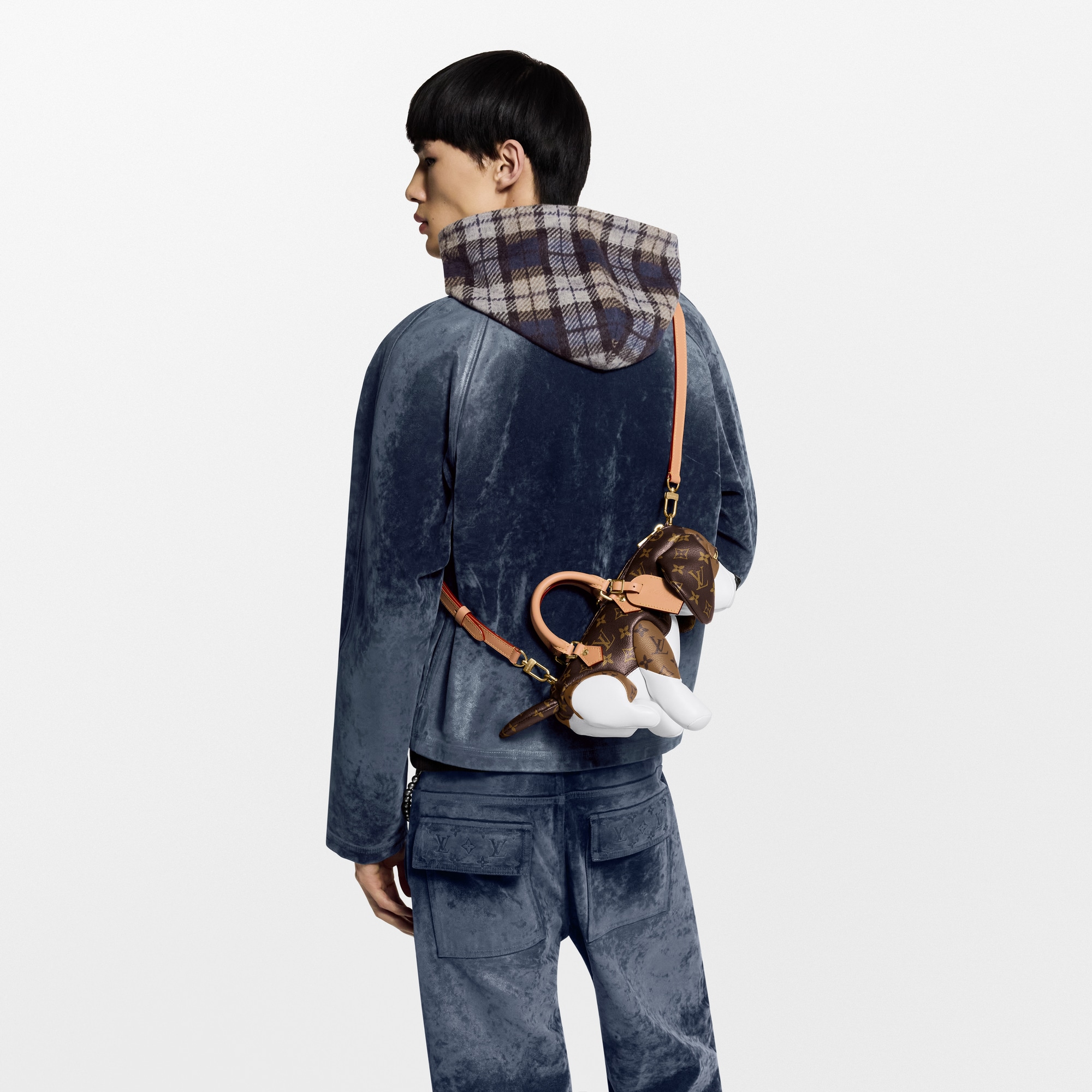 Men - Beagle Bag Monogram Other Men Wallets and Small Leather Goods Mini Bags | LOUIS VUITTON (Product zoom)