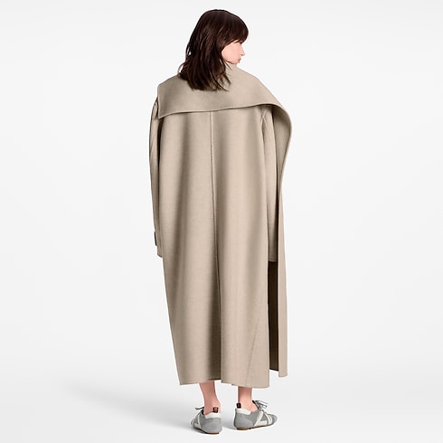 Women - Blanket Scarf Coat Women Ready-to-Wear Coats and Jackets | LOUIS VUITTON (Product zoom)