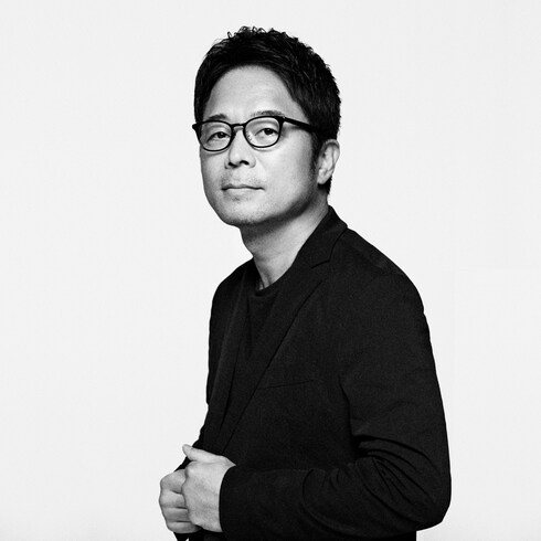 Les Extraordinaires - Blossom Stool By Tokujin Yoshioka Leather & Other Materials Les Extraordinaires Objets Nomades Chairs and Tables | LOUIS VUITTON