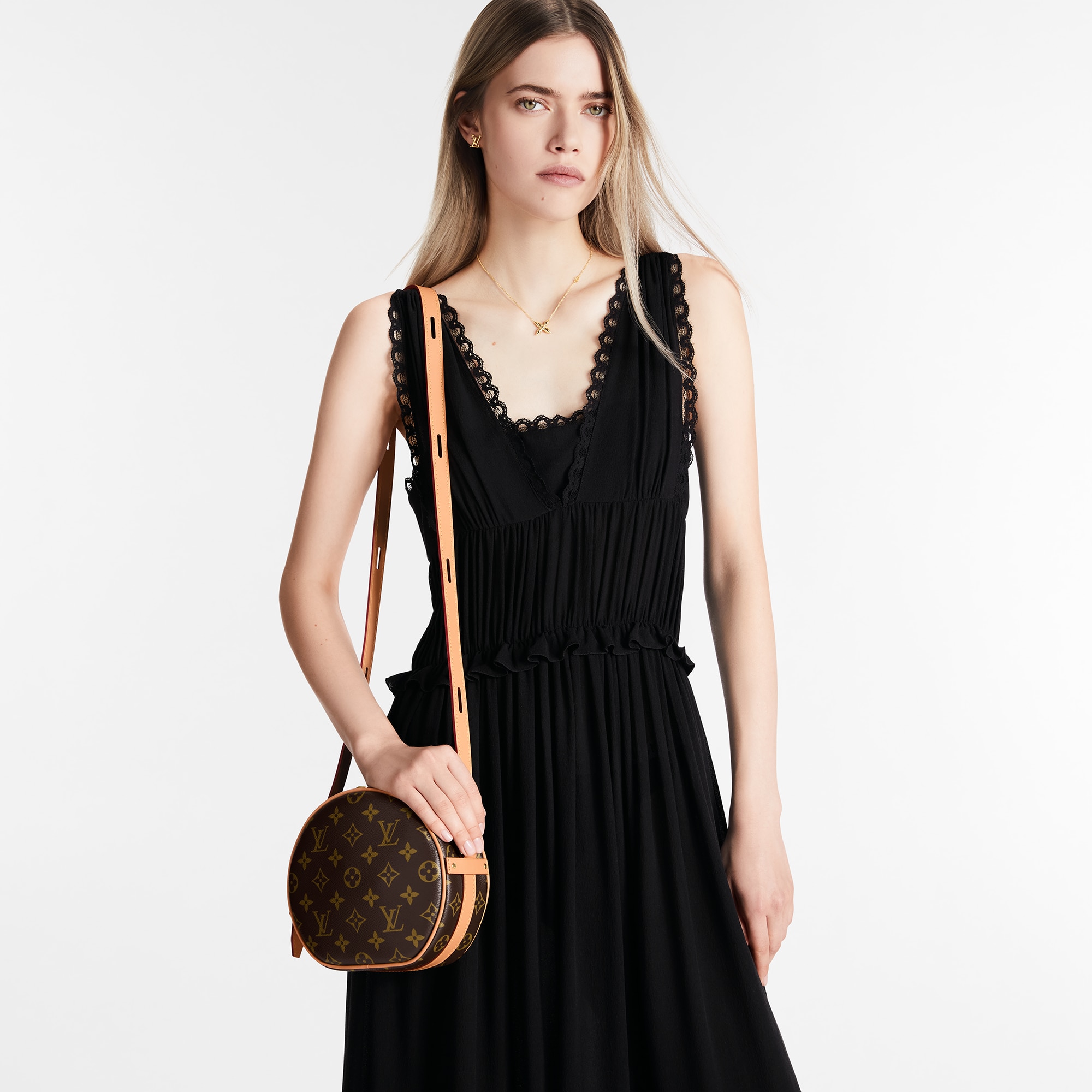Boîte Chapeau Souple PM - Luxury Monogram Canvas | LOUIS VUITTON