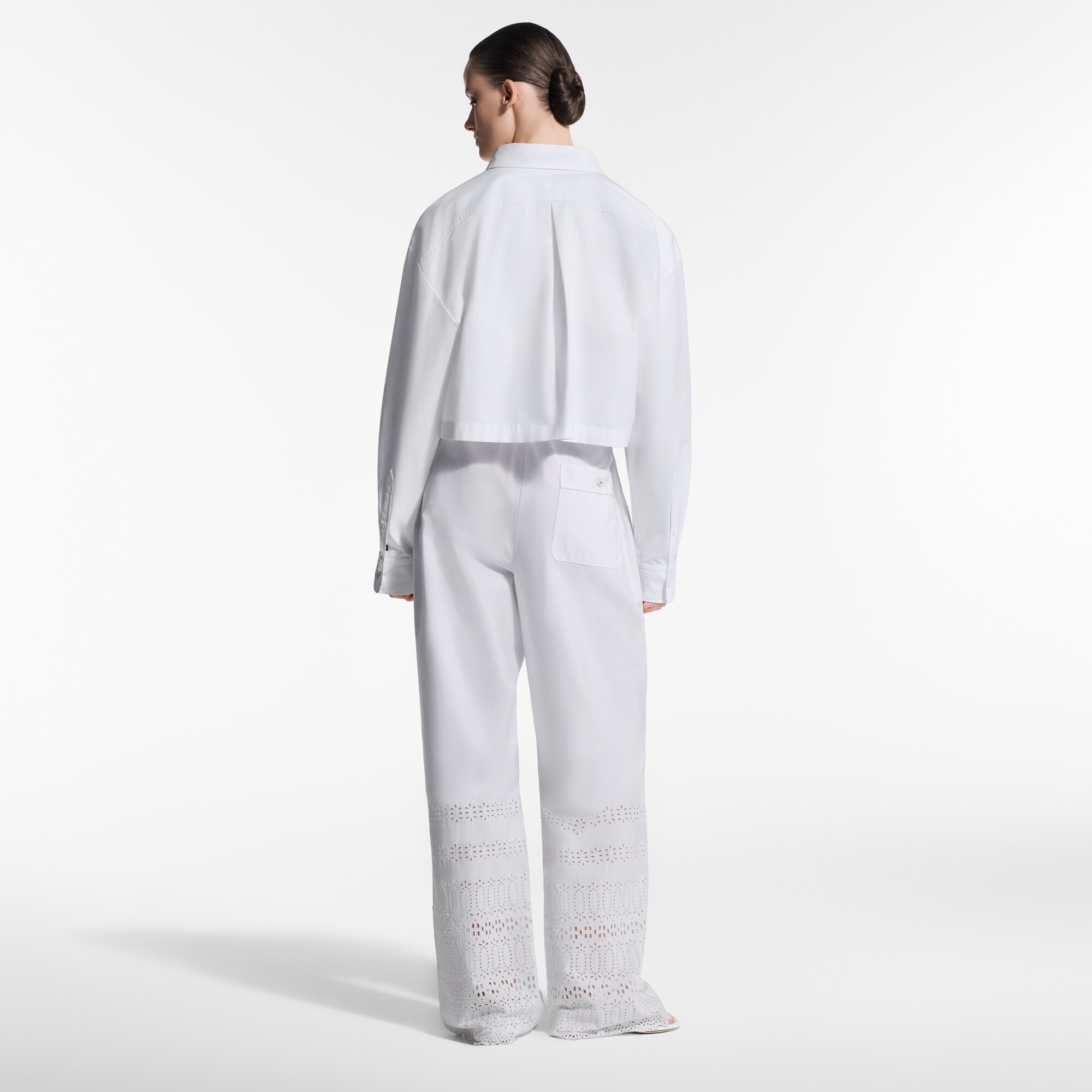 Women - Broderie Anglaise Pyjama Bottoms  Women Ready-to-Wear Trousers | LOUIS VUITTON (Product zoom)