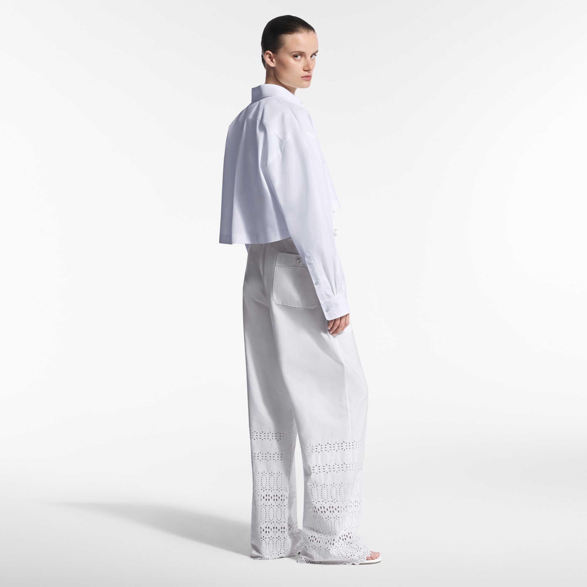 Women - Broderie LV Cropped Shirt  Women Ready-to-Wear Tops | LOUIS VUITTON (Product zoom)