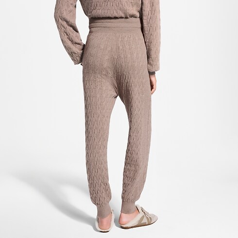 Women - Cable-Knit Jogging Trousers Women Ready-to-Wear Knitwear | LOUIS VUITTON (Product zoom)