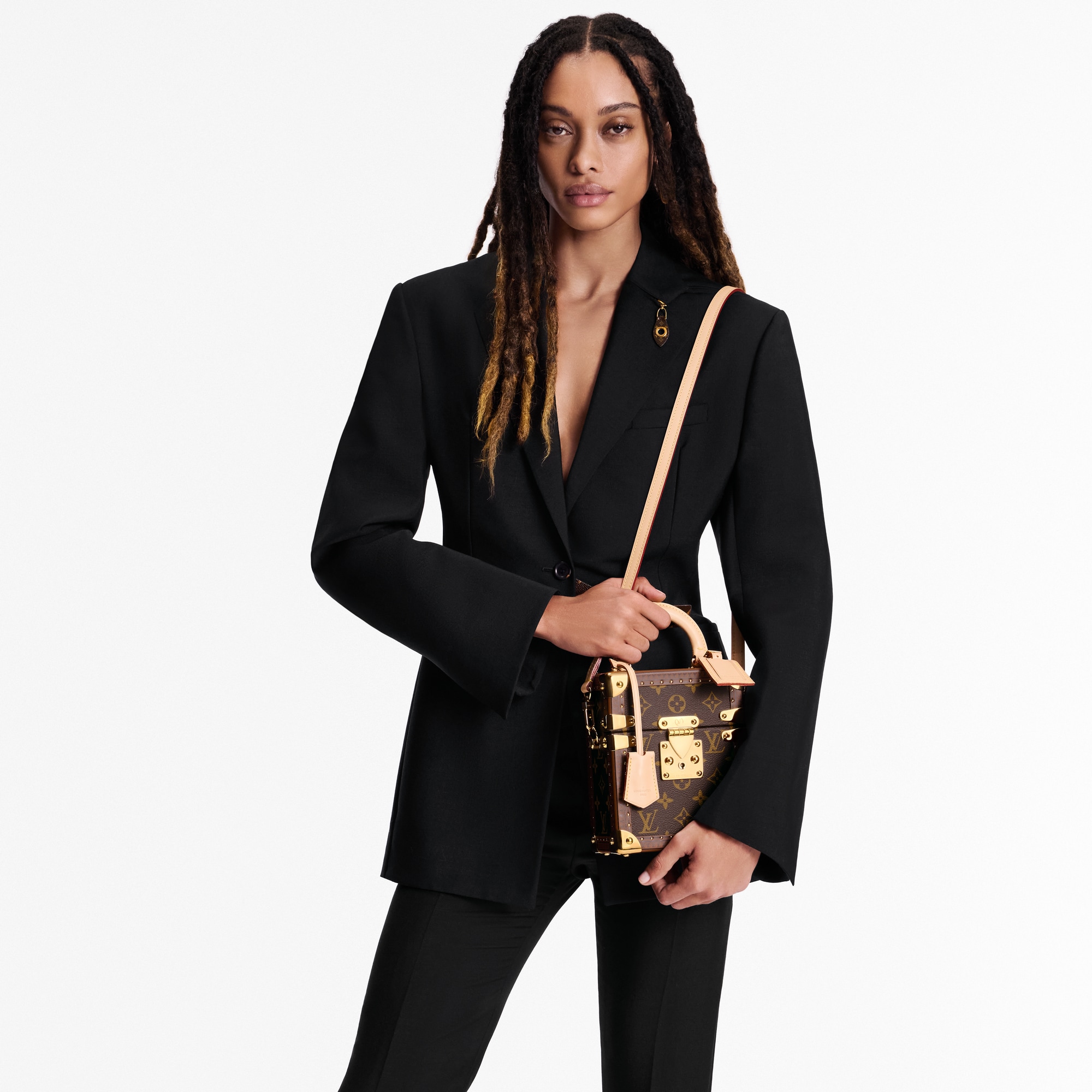 Trunks, Travel and Home - Camera Box Monogram Canvas Trunks, Travel and Home Highlights Art of Living Campaign | LOUIS VUITTON (Product zoom)