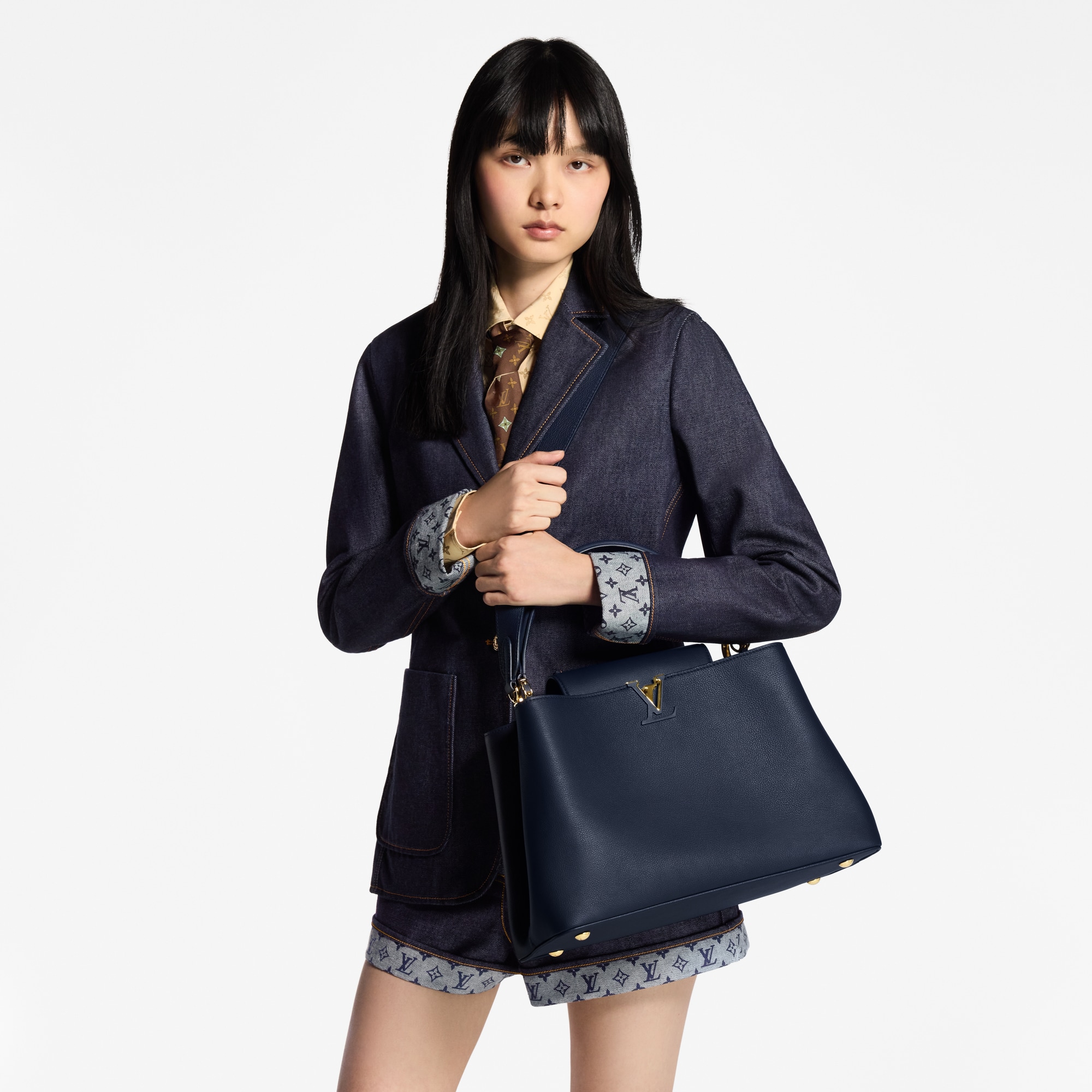 Les Extraordinaires - Capucines GM Souple Bag Capucines Les Extraordinaires Leather Goods and Travel Capucines | LOUIS VUITTON (Product zoom)