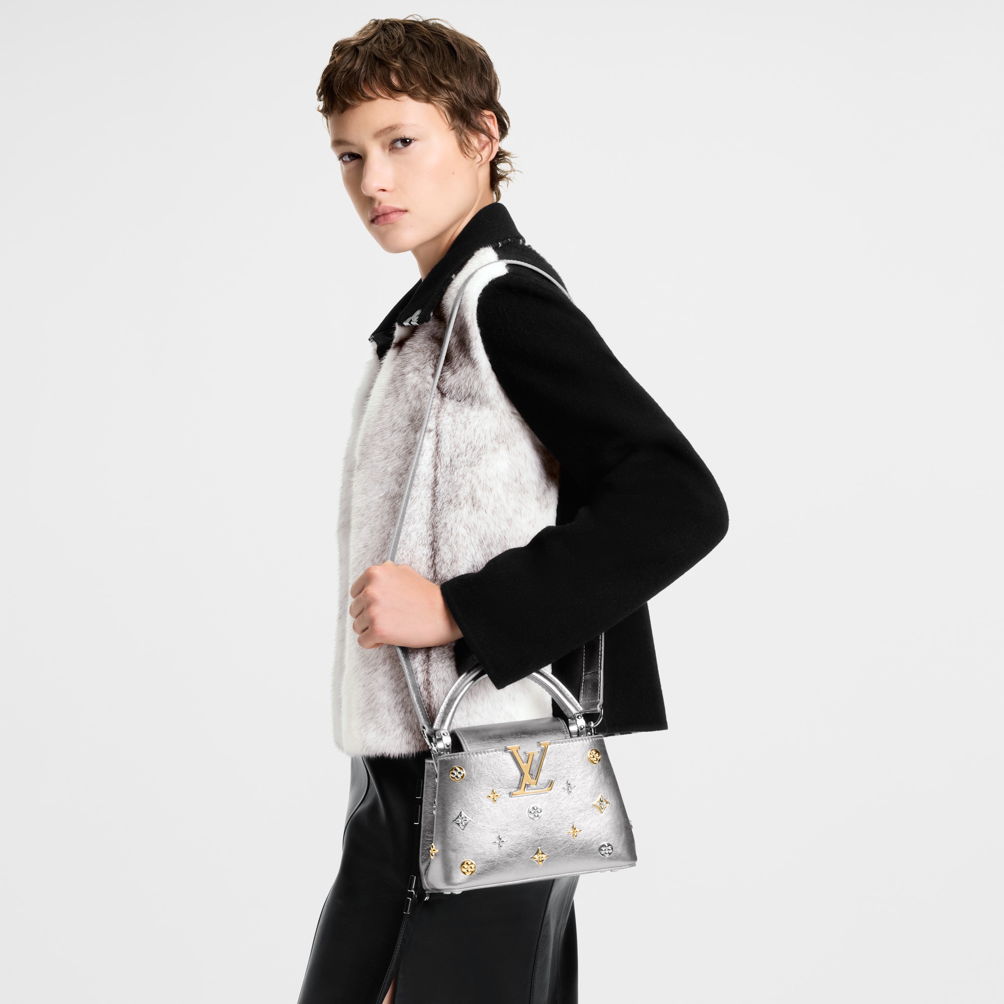 Women - Capucines Mini Bag Capucines Women Handbags Capucines | LOUIS VUITTON (Product zoom)