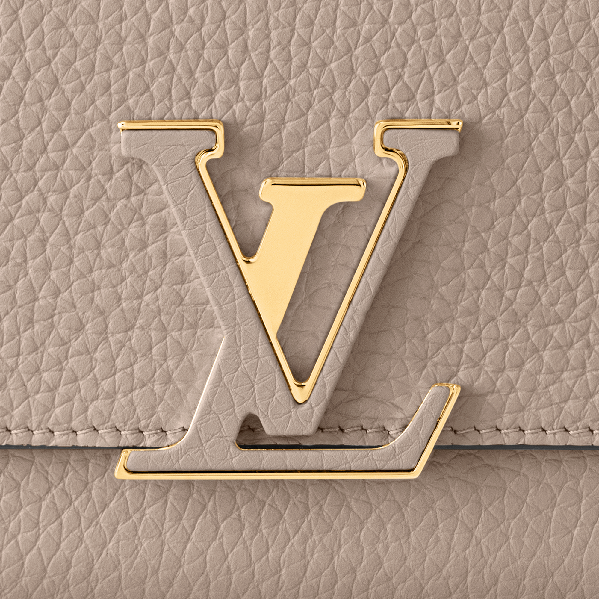 Women - Capucines Wallet Taurillon Leather Women Wallets and Small Leather Goods All Wallets and Small Leather Goods | LOUIS VUITTON (Product zoom)