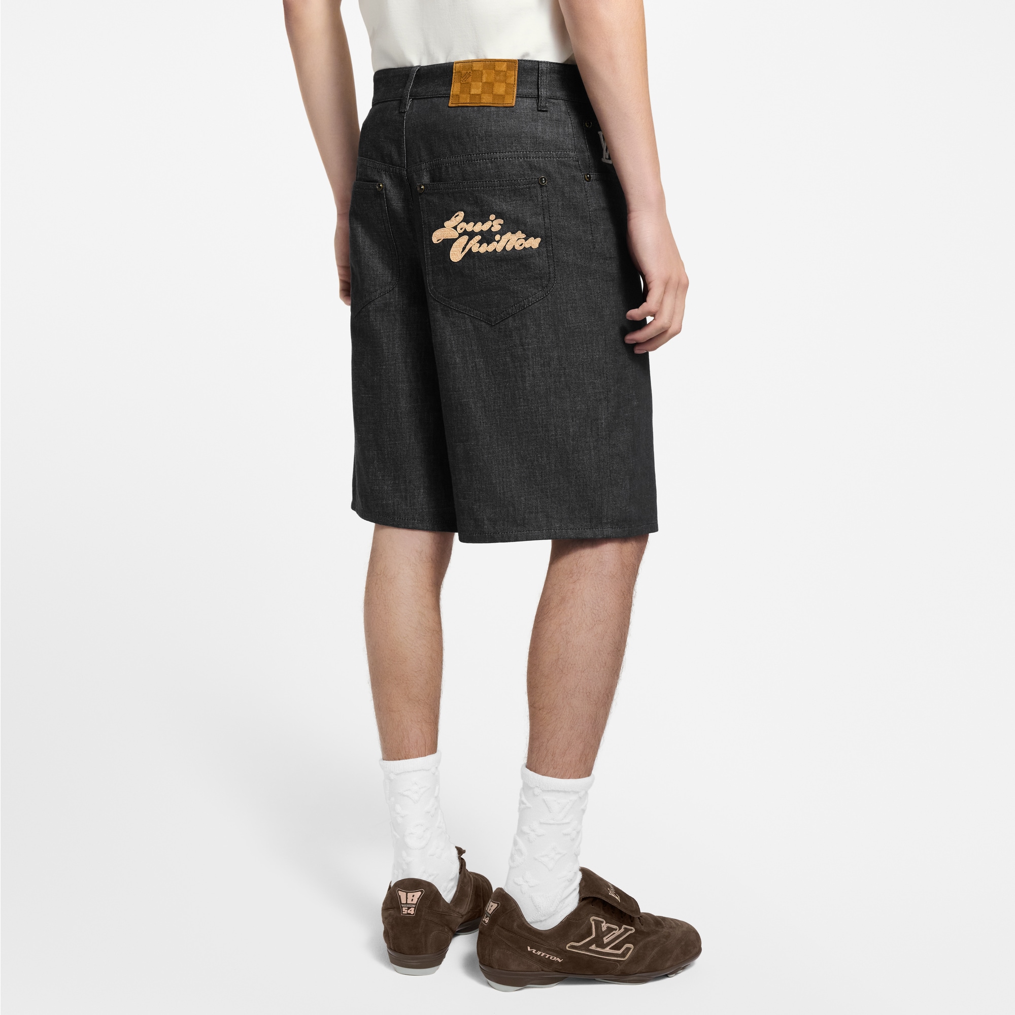 Men - Chambray Shorts  Men Ready-to-Wear Denim Collection | LOUIS VUITTON (Product zoom)