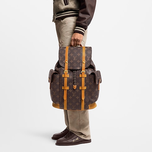Bags and Small Leather Goods - Christopher MM Backpack Other Monogram Leather Goods Bags and Small Leather Goods Men's Bags LV Icons | LOUIS VUITTON (Product zoom)