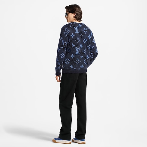 Cloudy Mng Cardigan ambiance view