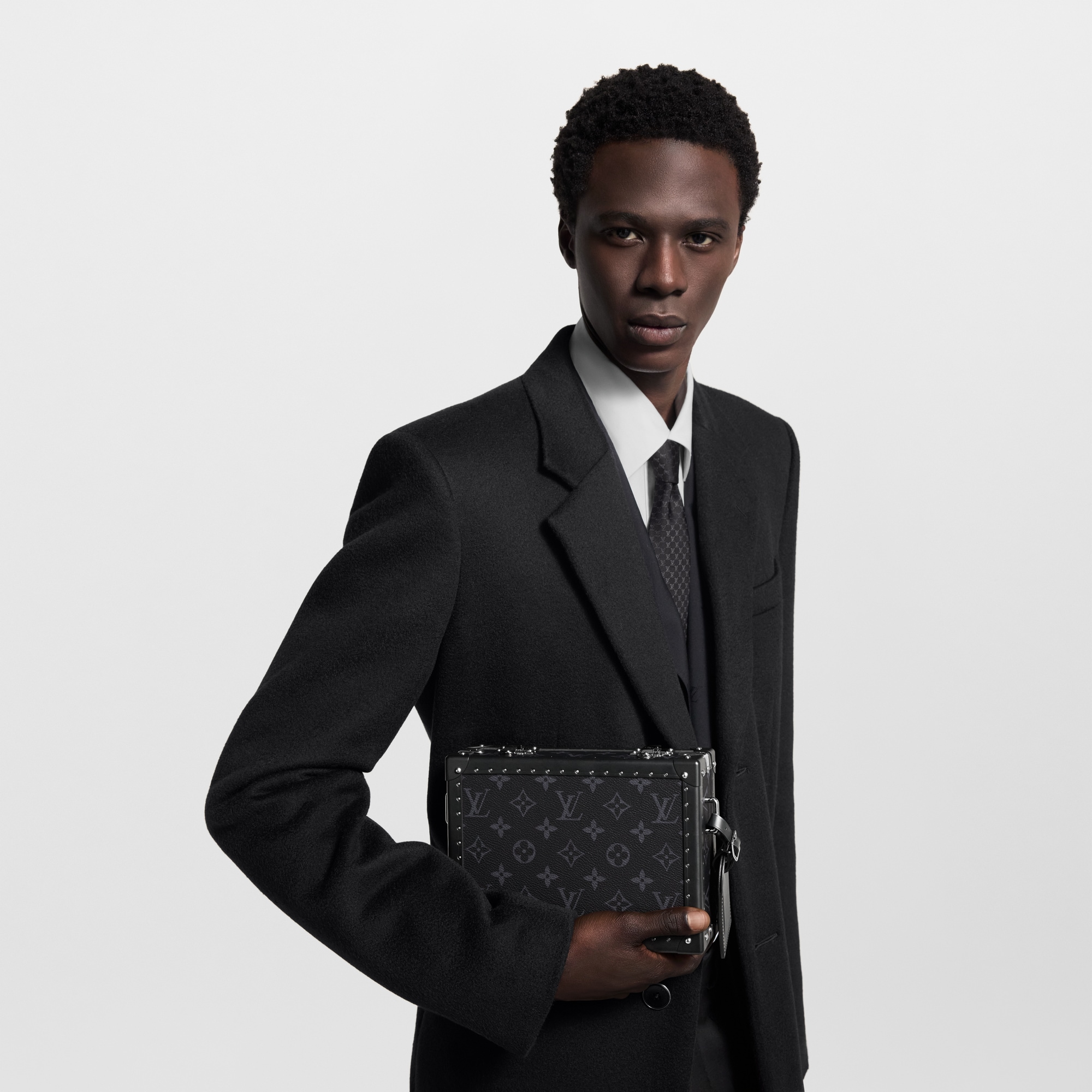 New - Clutch Box Bag Monogram Eclipse New Holiday Men’s Selection | LOUIS VUITTON (Product zoom)