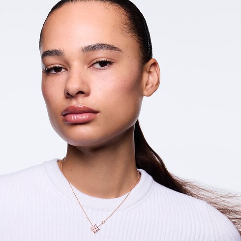 Jewellery - Color Blossom BB Star Pendant, Pink Gold, Pink Mother-of-Pearl and Diamond Jewellery Categories All Fine Jewellery | LOUIS VUITTON (Product zoom)