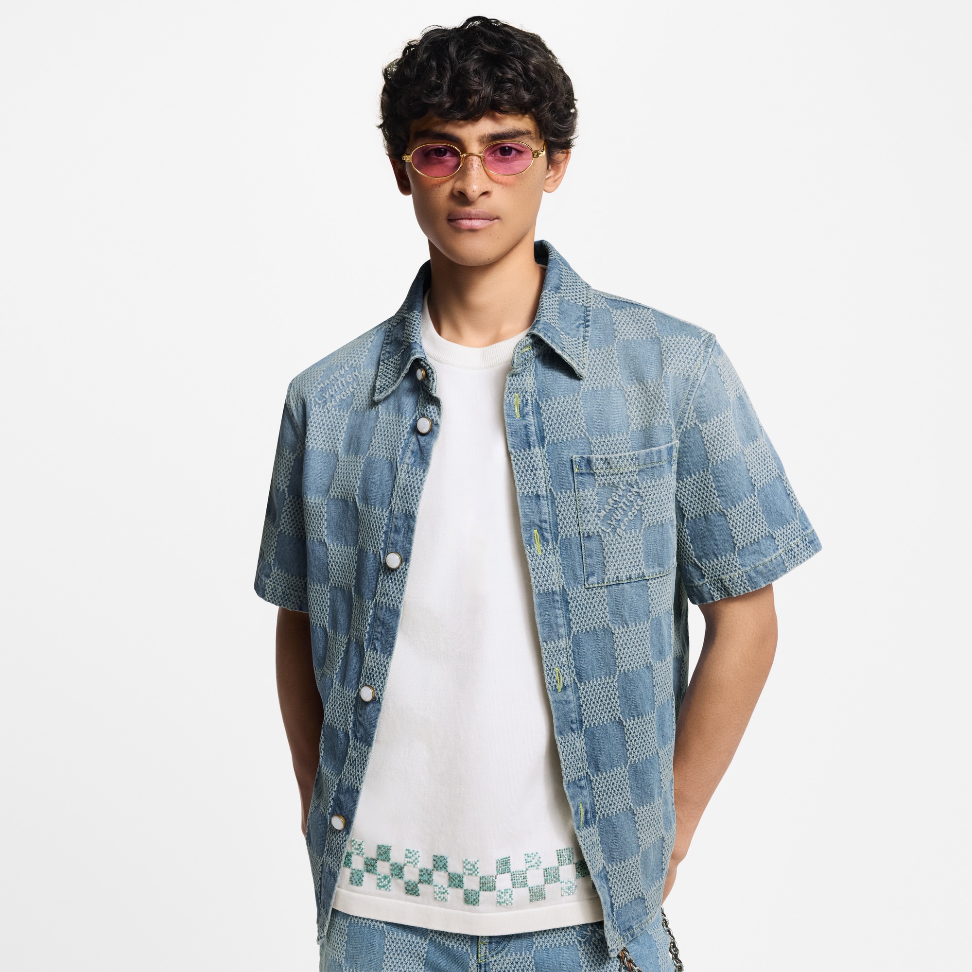 Men - Damier 3D Light Denim Short-Sleeved Shirt  Men Ready-to-Wear Shirts | LOUIS VUITTON (Product zoom)