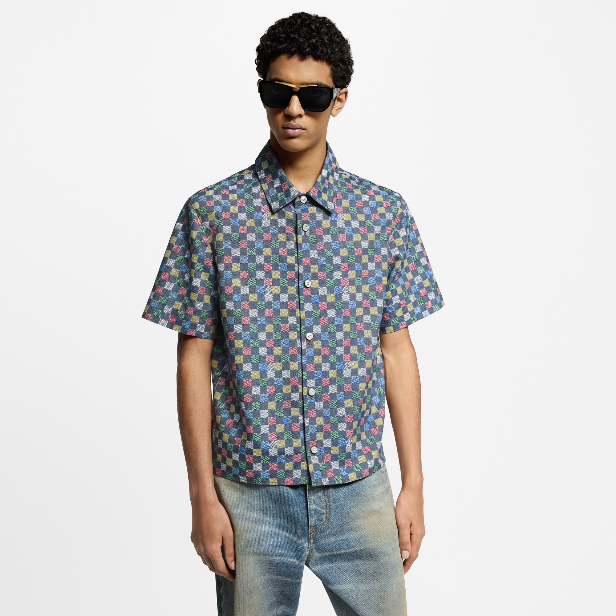 Men - Damier Chambray Short-Sleeved Shirt  Men Ready-to-Wear Shirts | LOUIS VUITTON (Product zoom)