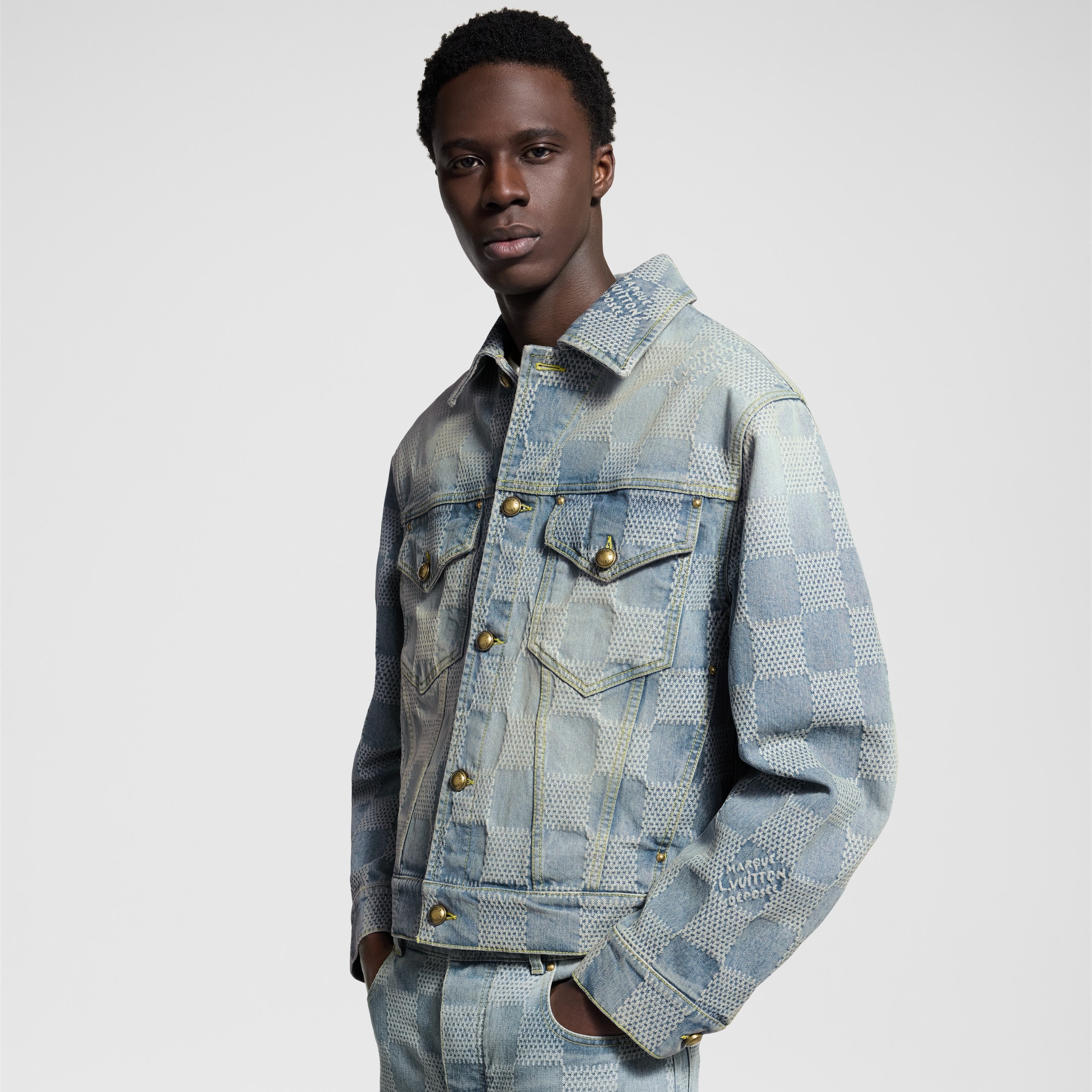Men - Damier Classic Denim Jacket  Men Ready-to-Wear Outerwear and Coats | LOUIS VUITTON (Product zoom)