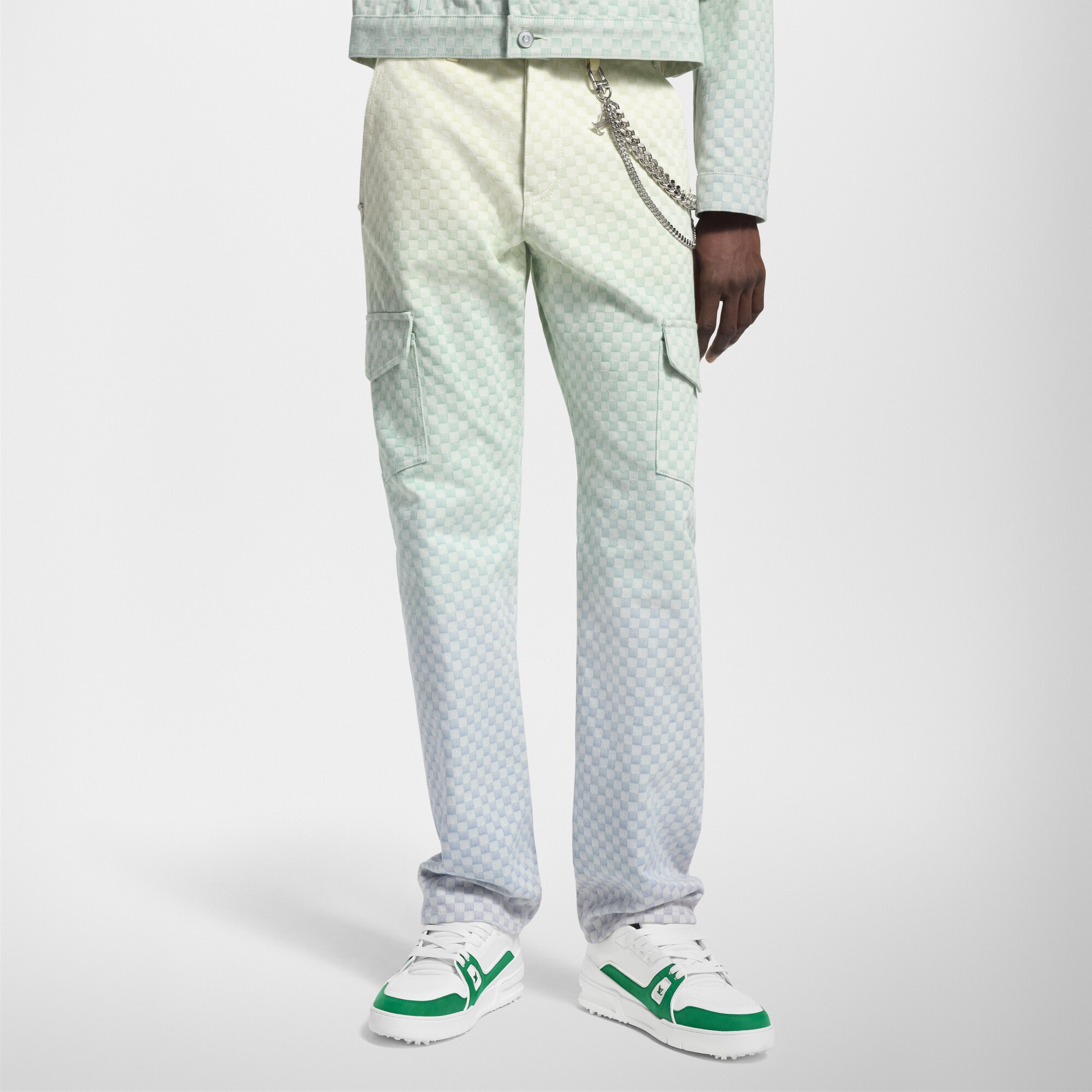 Men - Damier Gradient Jacquard Denim Cargo Trousers  Men Ready-to-Wear Denim Collection | LOUIS VUITTON (Product zoom)