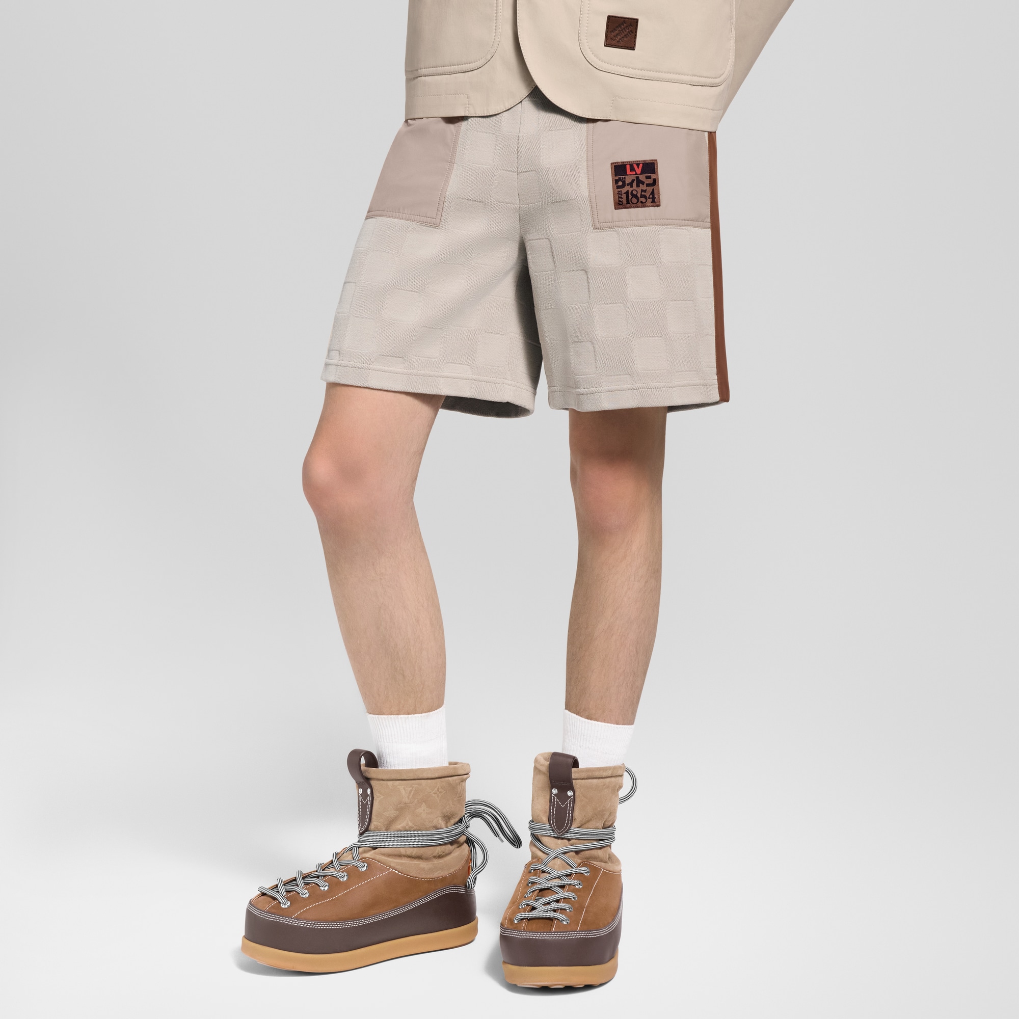 Men - Damier Hybrid Workwear Shorts  Men Ready-to-Wear All Ready-to-Wear | LOUIS VUITTON (Product zoom)