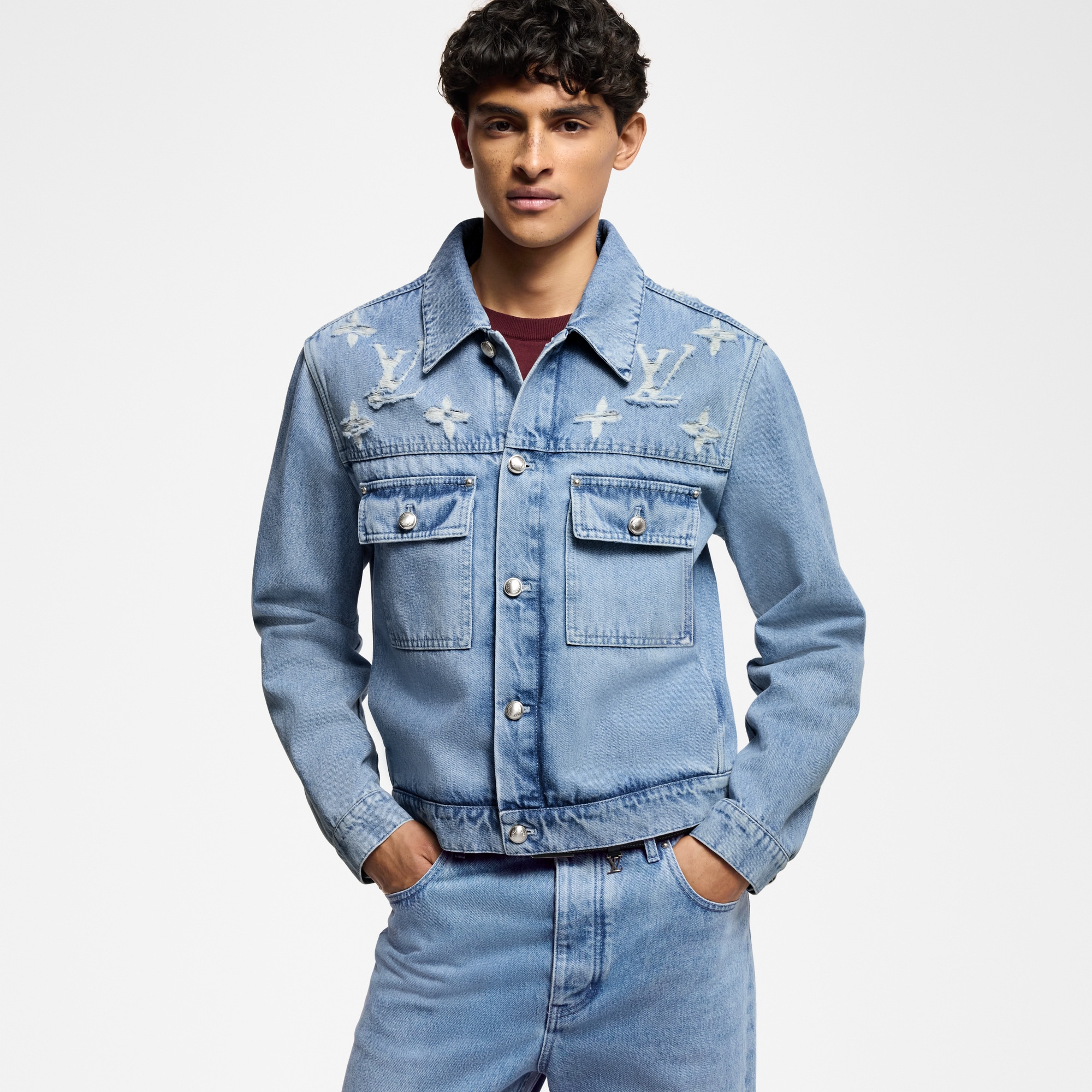 Men - Denim Trucker Jacket  Men Ready-to-Wear Outerwear and Coats | LOUIS VUITTON (Product zoom)