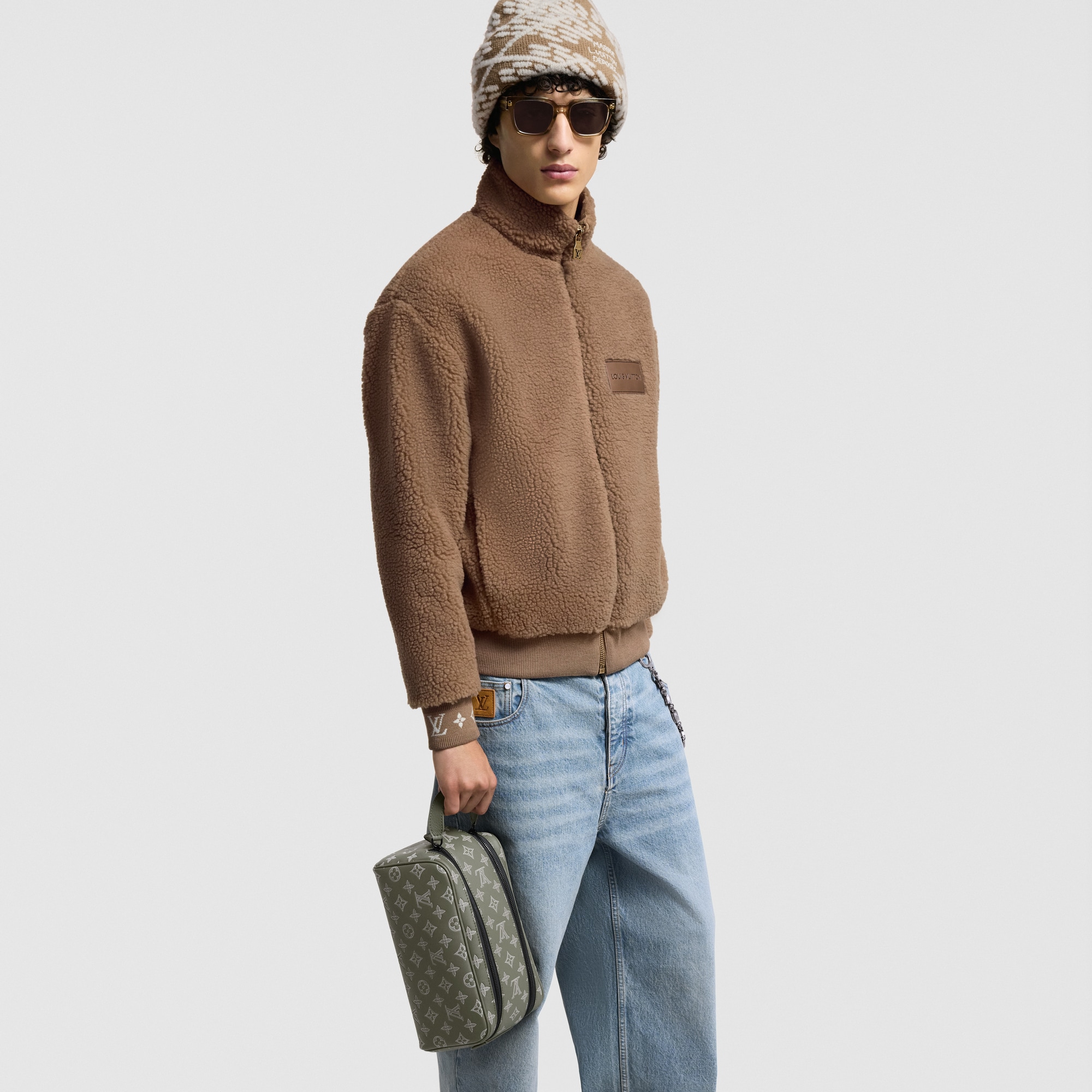 Men - Dopp Kit Toiletry Pouch Monogram Shadow Men Travel Travel Accessories and Organisers | LOUIS VUITTON (Product zoom)