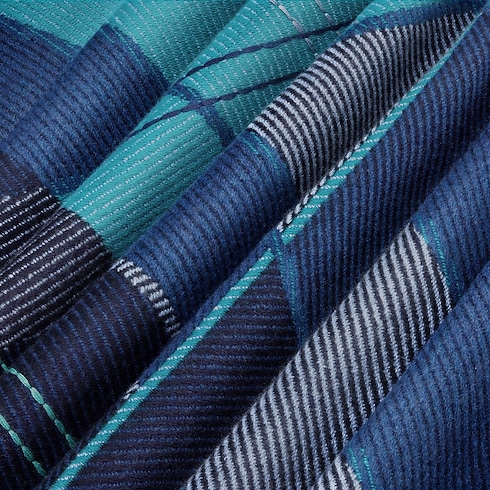 Trunks, Travel and Home - Echo Throw Blanket Trunks, Travel and Home Home and Art of Dining Home Textiles | LOUIS VUITTON (Product zoom)