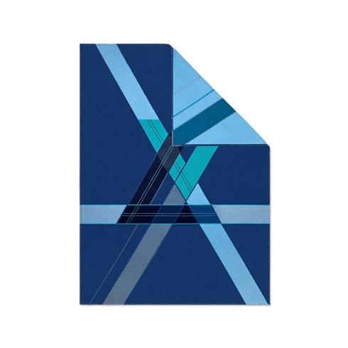 Trunks, Travel and Home - Echo Throw Blanket Trunks, Travel and Home Home and Art of Dining Home Textiles | LOUIS VUITTON (Product zoom)