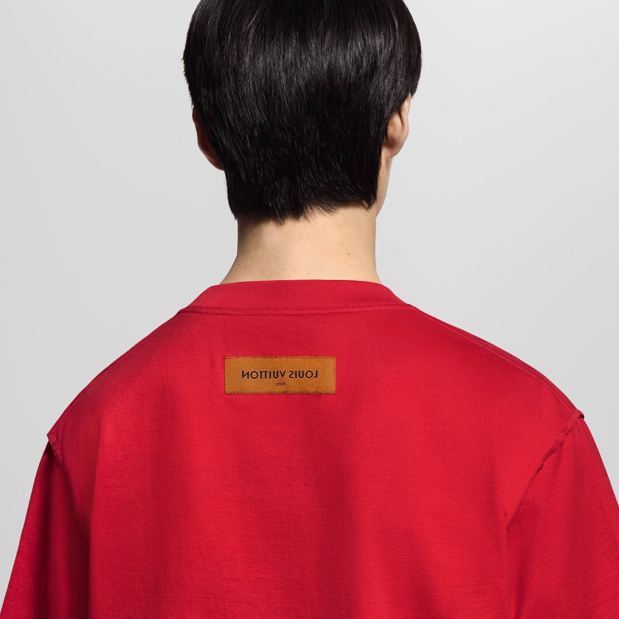 Men - Embossed LV T-Shirt  Men Ready-to-Wear T-Shirts and Polos | LOUIS VUITTON (Product zoom)