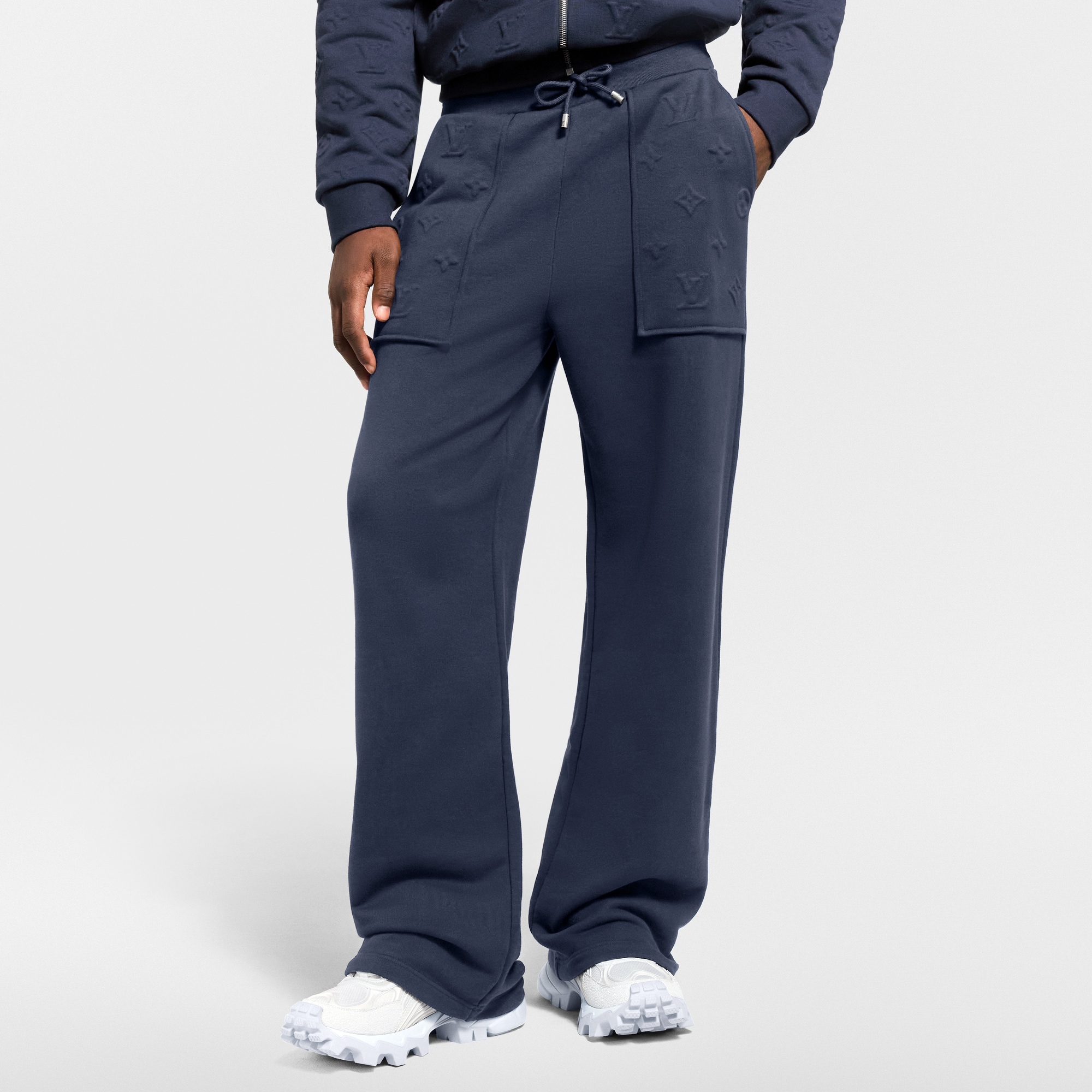Men - Embossed Signature Detail Trousers  Men Ready-to-Wear All Ready-to-Wear | LOUIS VUITTON (Product zoom)