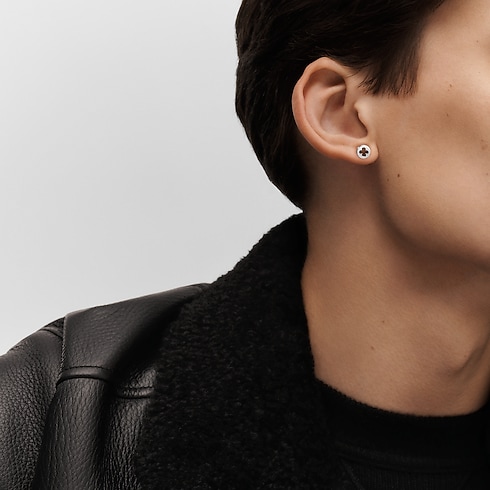 Jewellery - Empreinte Ear Studs, White Gold Jewellery Categories All Fine Jewellery | LOUIS VUITTON (Product zoom)