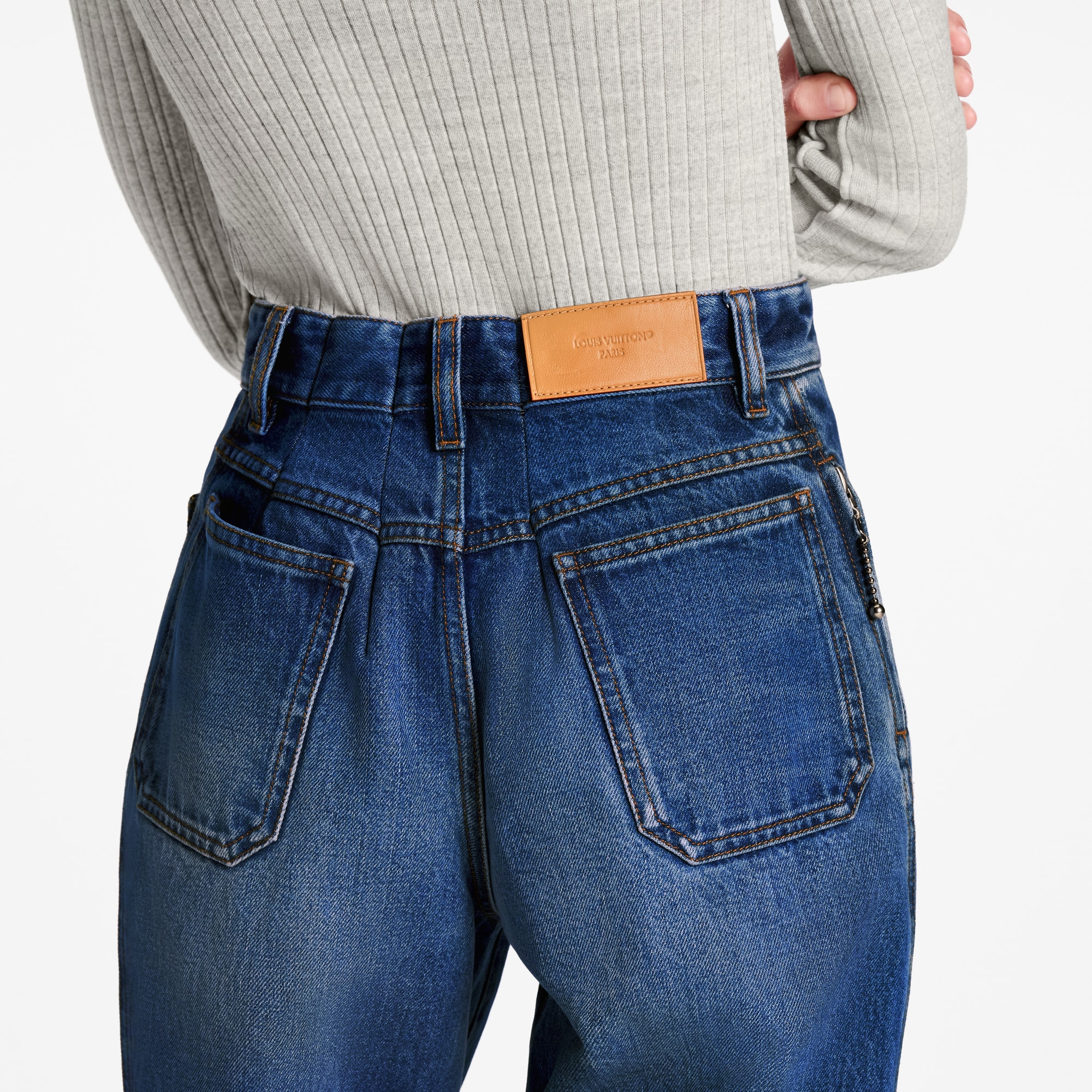 Women - Flared Patch Pocket Jeans  Women Ready-to-Wear Trousers | LOUIS VUITTON (Product zoom)