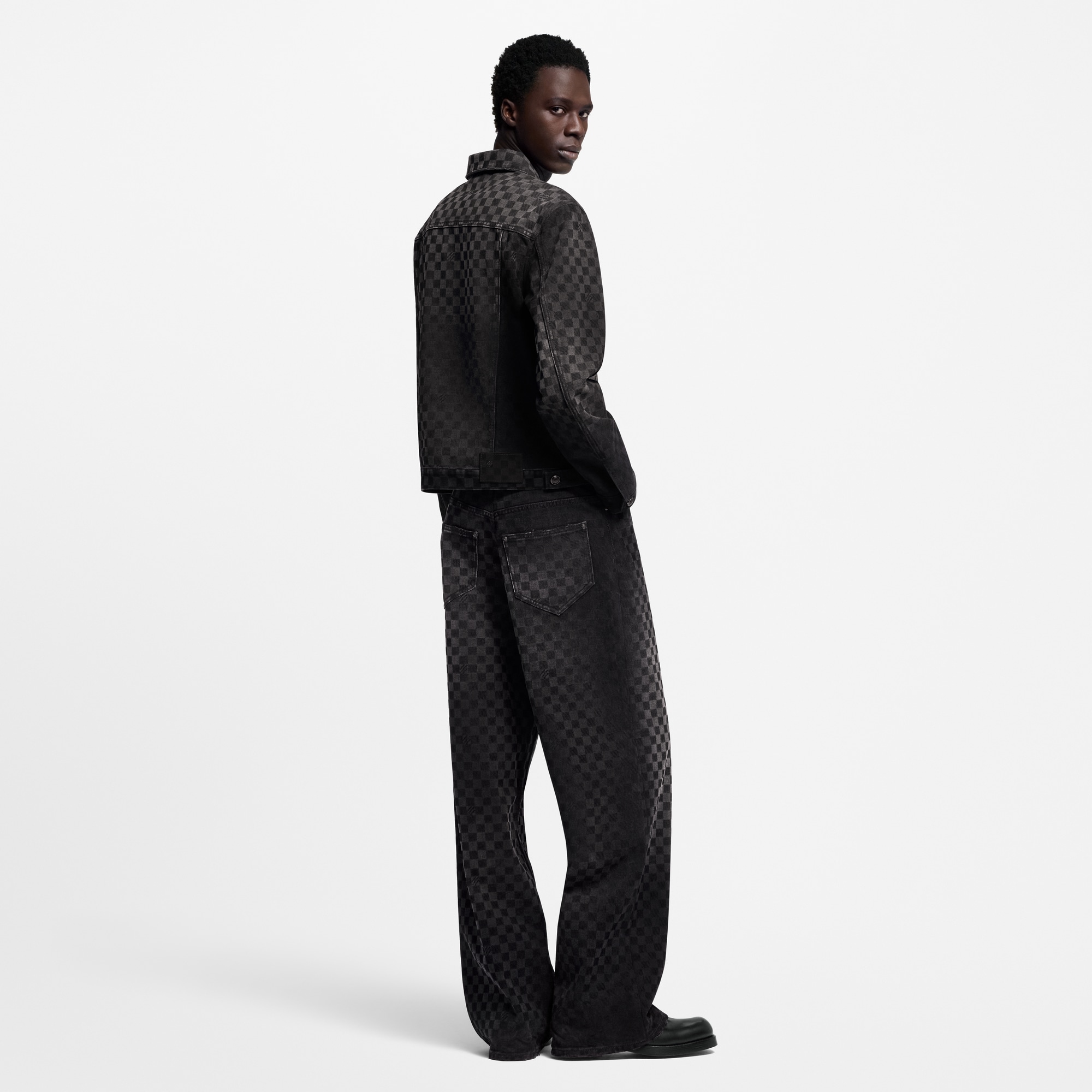 Men - Flocked Damier Denim Wide-Leg Trousers  Men Ready-to-Wear Denim Collection | LOUIS VUITTON (Product zoom)