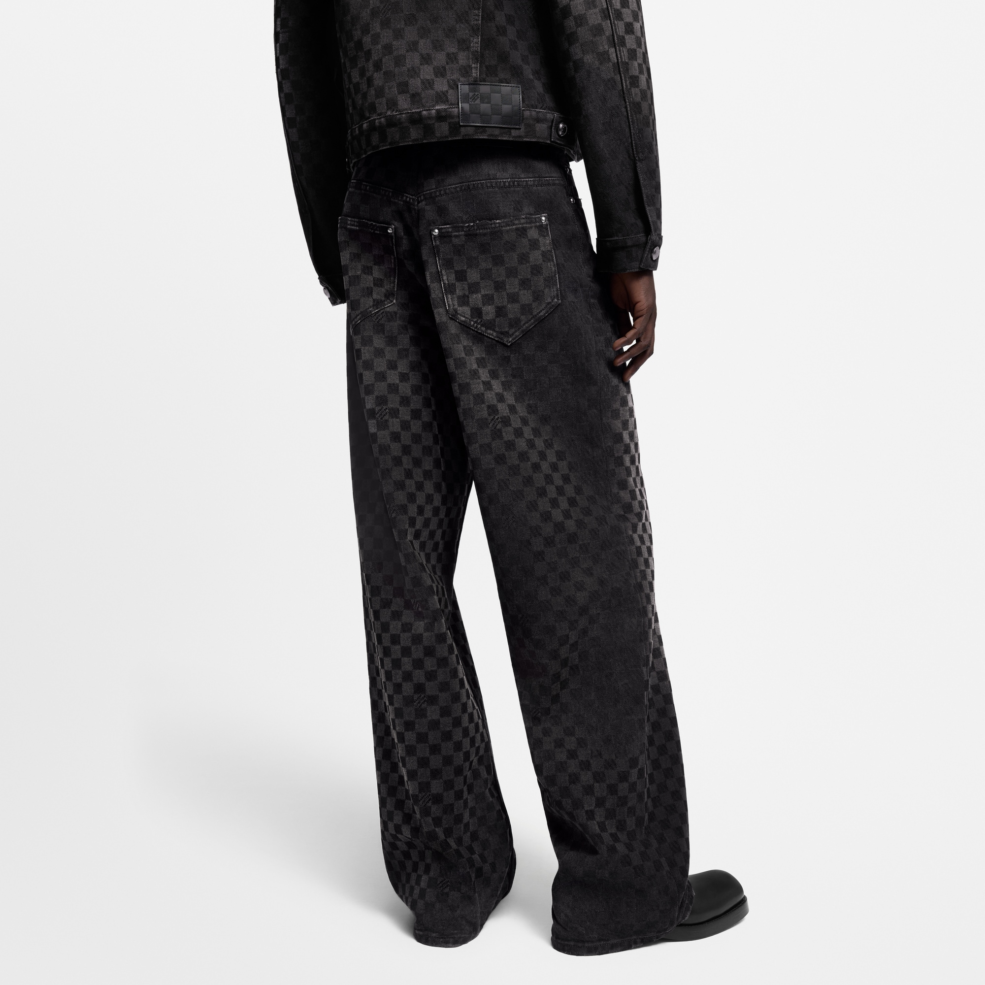 Men - Flocked Damier Denim Wide-Leg Trousers  Men Ready-to-Wear Denim Collection | LOUIS VUITTON (Product zoom)