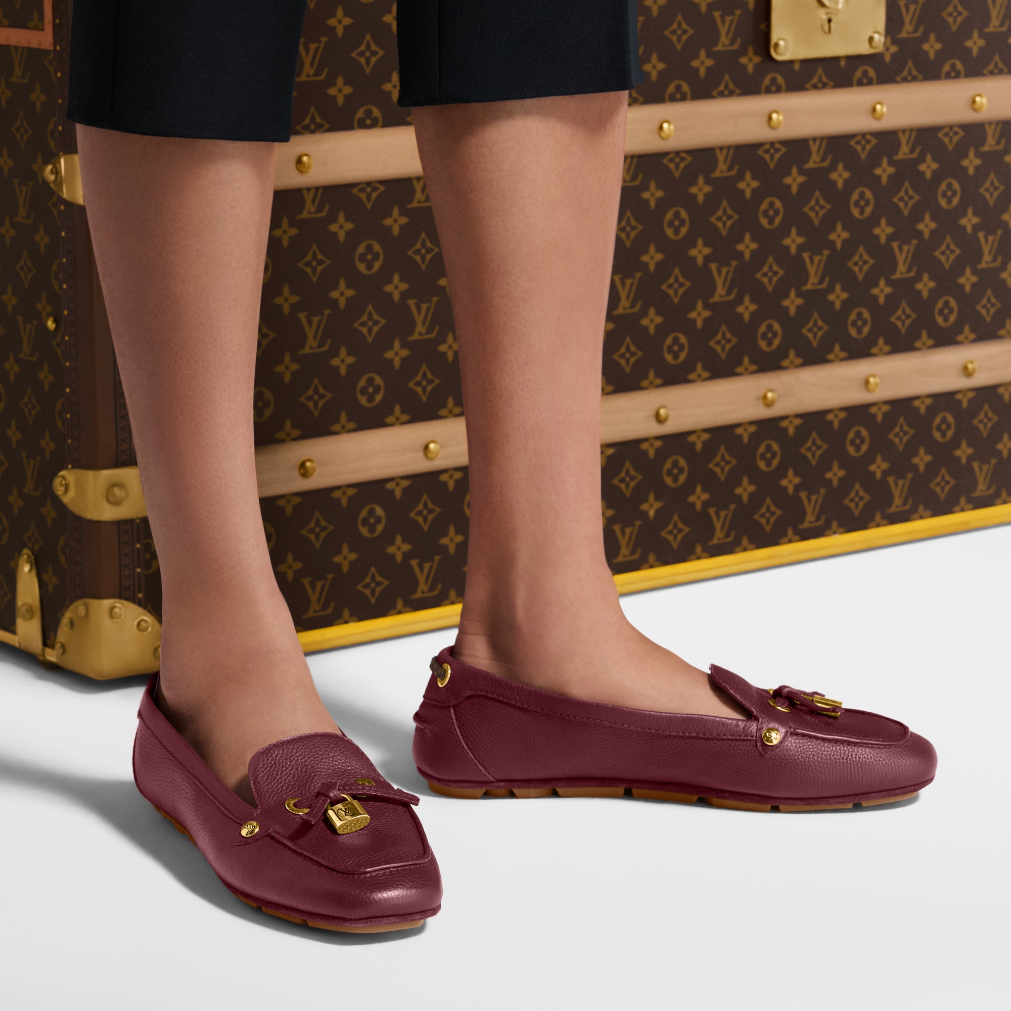 Women - Flore Driving Shoes  Women Shoes Loafers and Ballerinas | LOUIS VUITTON (Product zoom)