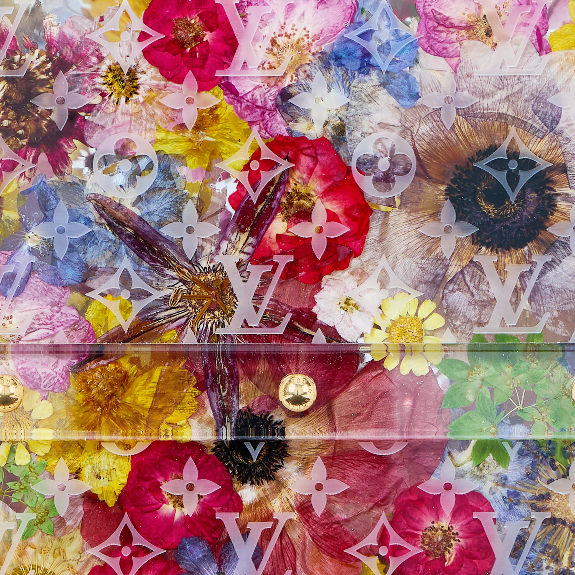 Trunks, Travel and Home - Flower Trunk 2 - Layers Of Life Autres High End Trunks, Travel and Home Trunks and Boxes Trunks and Suitcases | LOUIS VUITTON (Product zoom)