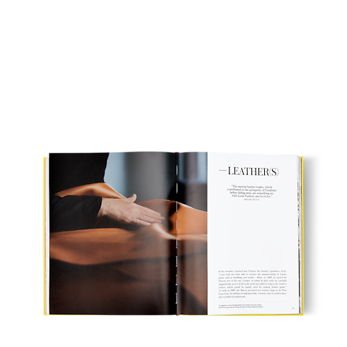 Trunks, Travel and Home - From Louis to Vuitton Trunks, Travel and Home Library Hard Cover Books | LOUIS VUITTON (Product zoom)