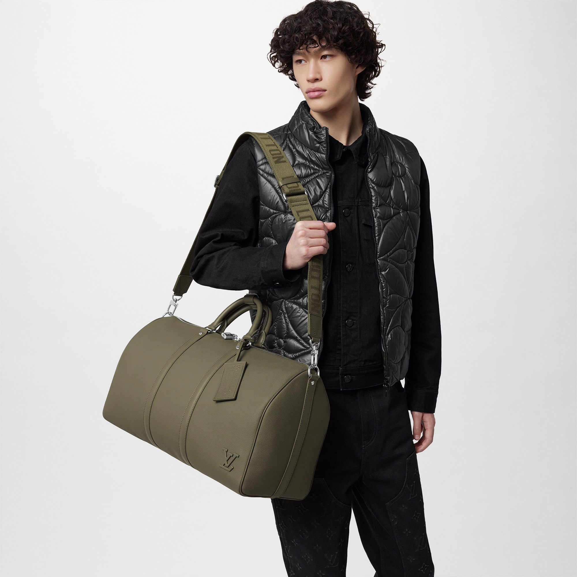 Men - Keepall Bandoulière 50 Bag LV Aerogram Men Travel Softsided Luggage and Duffle Bags | LOUIS VUITTON (Product zoom)