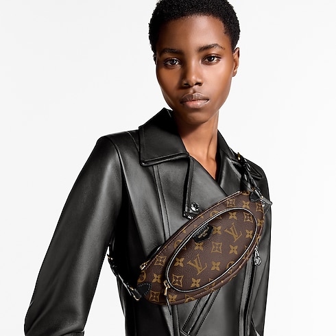 Women - Keepit Bumbag Monogram Canvas Women Wallets and Small Leather Goods Wallets on Chain and Mini Bags | LOUIS VUITTON (Product zoom)