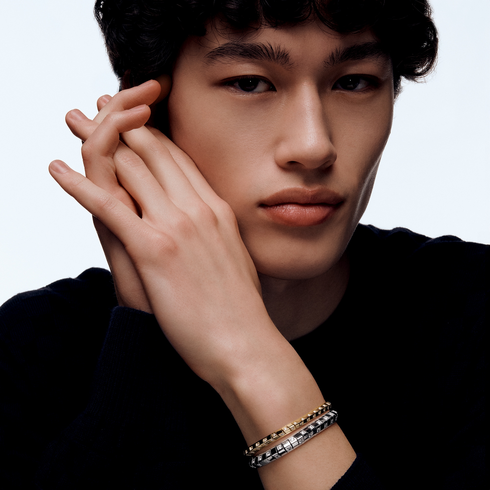 Jewellery - Le Damier de Louis Vuitton Large Bracelet, White Gold and Diamonds  Jewellery Categories Bracelets | LOUIS VUITTON (Product zoom)