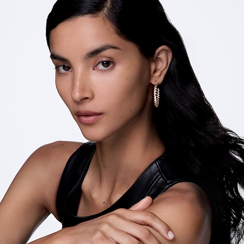 Jewellery - Le Damier de Louis Vuitton Large Hoops, Rose Gold and Diamonds Jewellery Categories Earrings | LOUIS VUITTON (Product zoom)