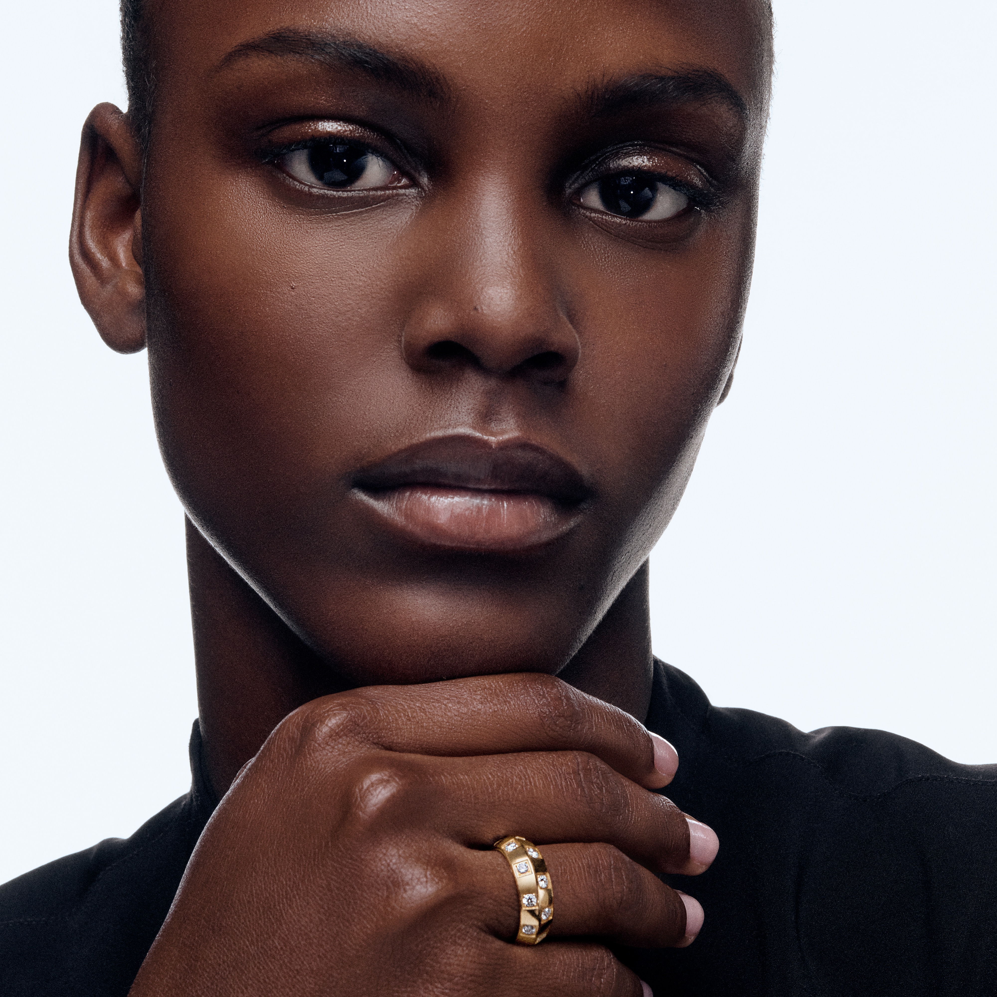 Jewellery - Le Damier de Louis Vuitton Large Ring, Yellow Gold and Diamonds  Jewellery Categories Rings | LOUIS VUITTON (Product zoom)