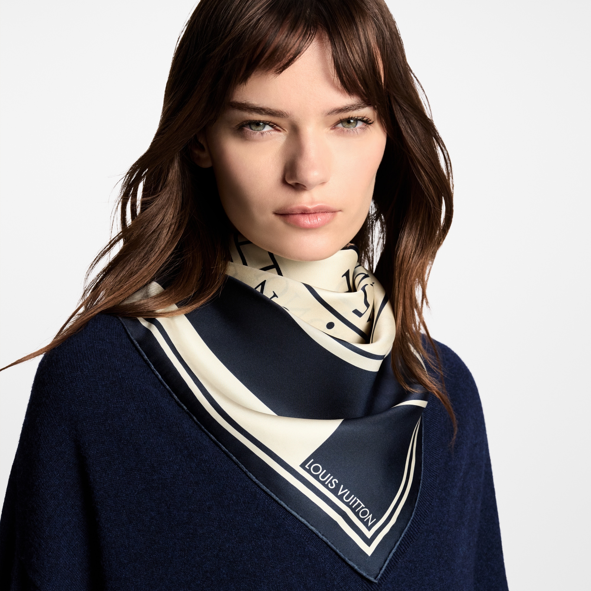 Women - Le Temps d’Un Voyage Square 90 S00 Women Accessories Silk Squares and Bandeaux | LOUIS VUITTON (Product zoom)