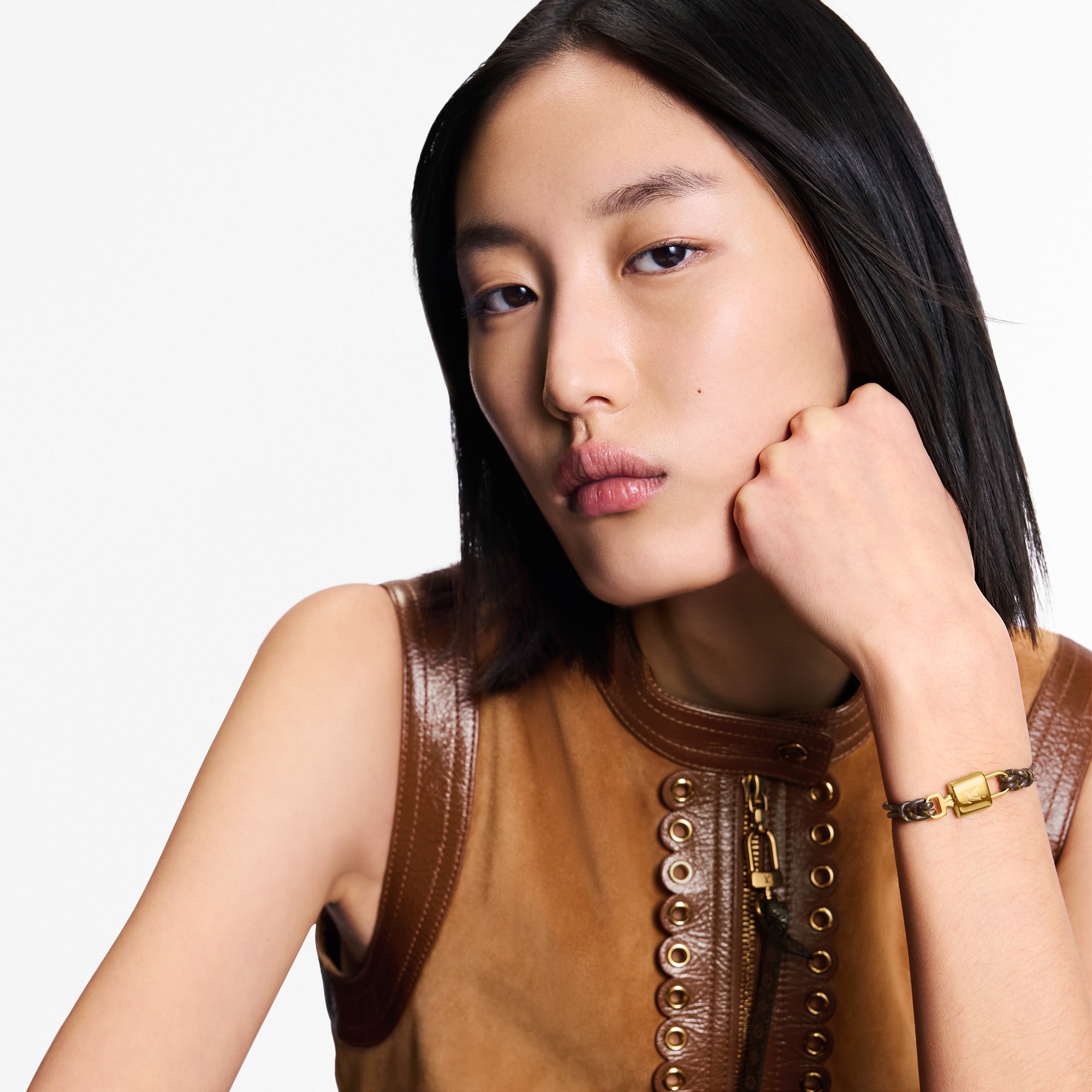 Women - Lock It Again Bracelet  Women Fashion Jewellery All Fashion Jewellery | LOUIS VUITTON (Product zoom)