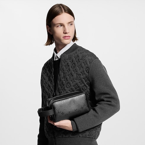 Gifts - Locker Dopp Kit Toiletry Bag G72 Gifts Valentine's Day Gifts for Him } | LOUIS VUITTON (Product zoom)