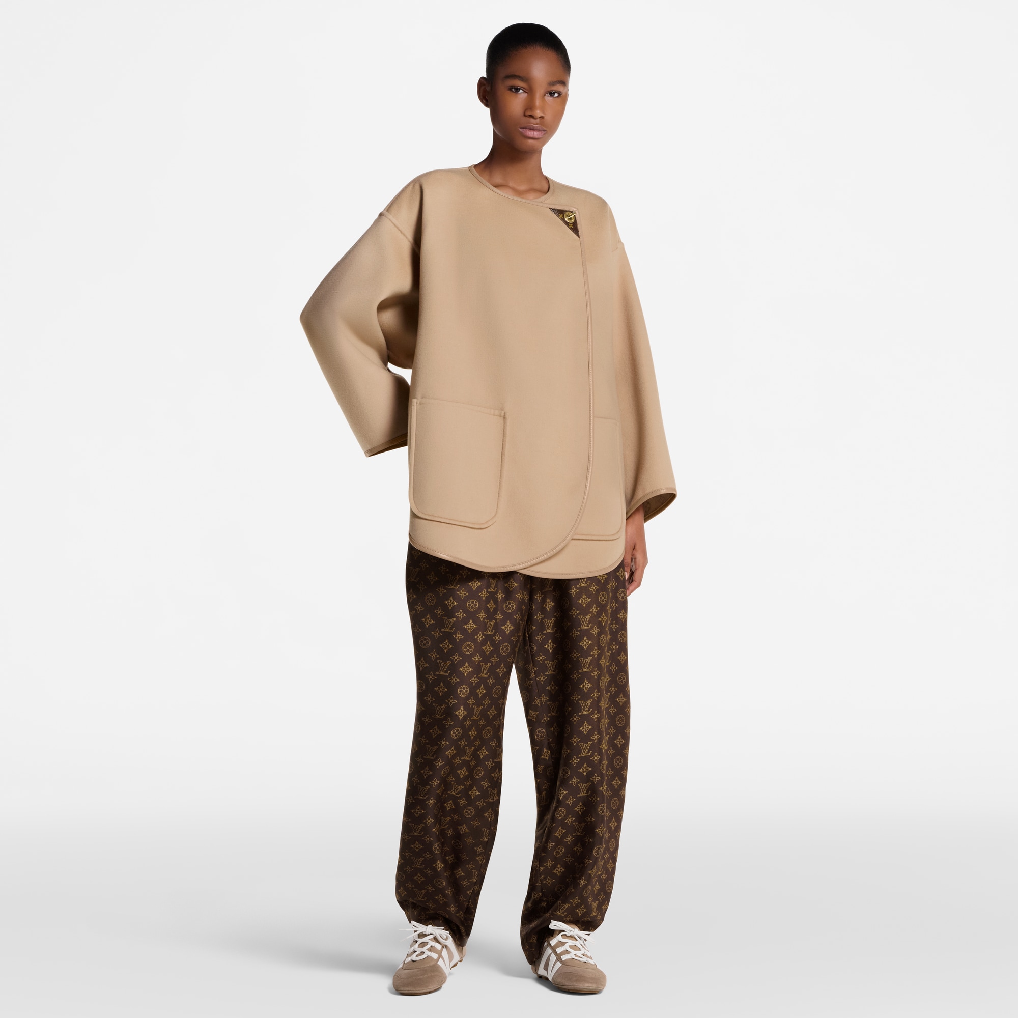 Women - Long Double Face Toggle Detail Coat  Women Ready-to-Wear Coats and Jackets | LOUIS VUITTON (Product zoom)