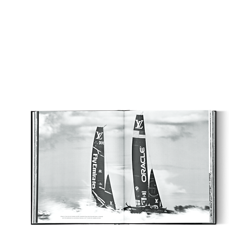 Trunks, Travel and Home - Louis Vuitton Trophies Trunks, Travel and Home Library Hard Cover Books | LOUIS VUITTON (Product zoom)