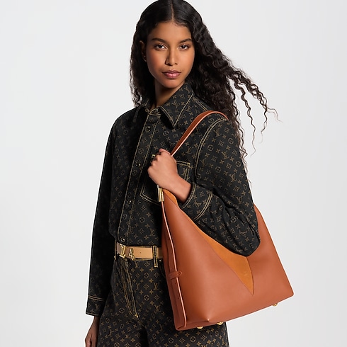 Low Key Hobo MM Bag worn view